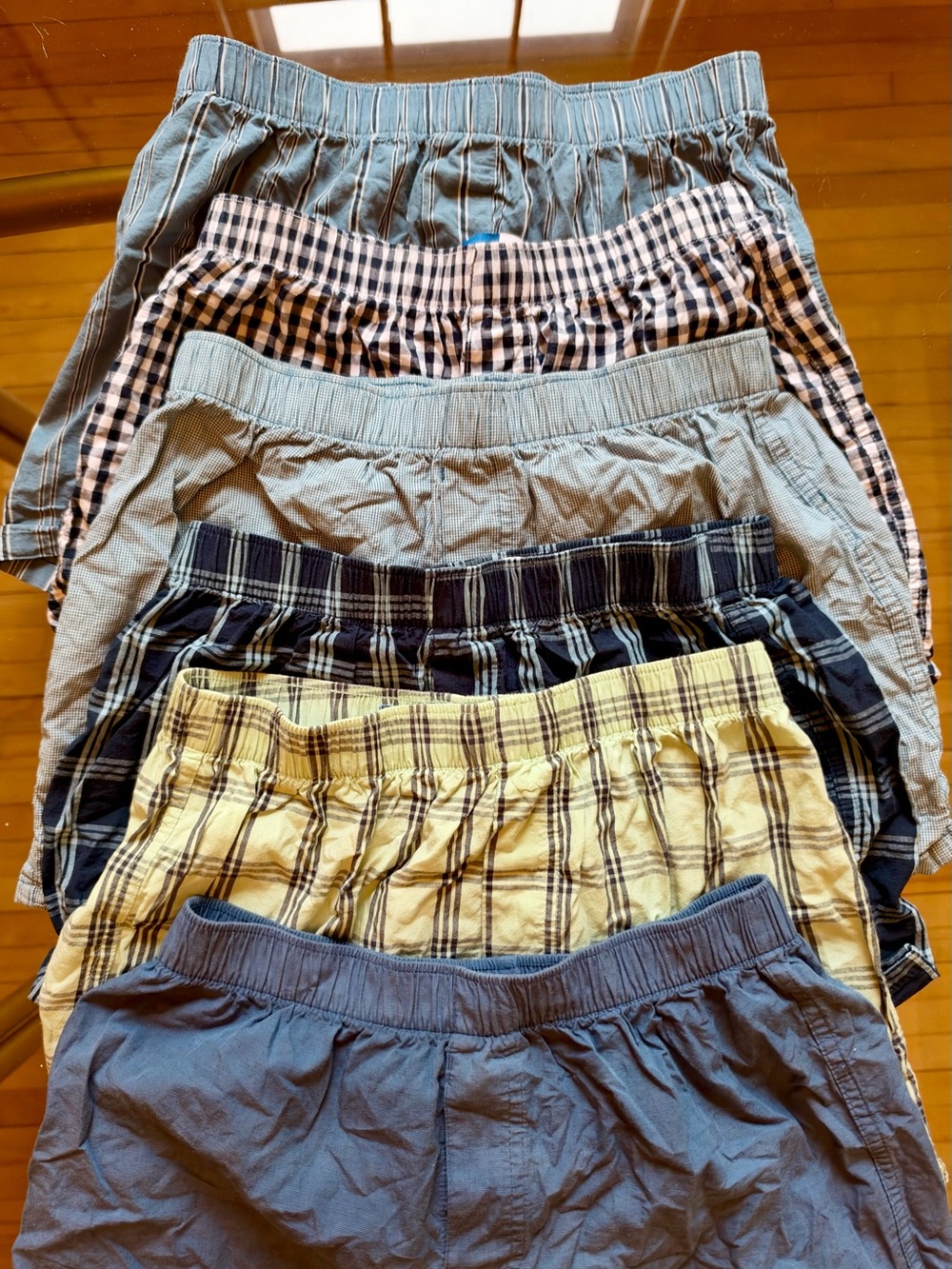 Old Navy Set of 6 Men's Poplin Boxer Shorts - Size Small